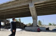 محافظ المثنى يتفقد مراحل العمل في مشروع جسر شمال السماوة