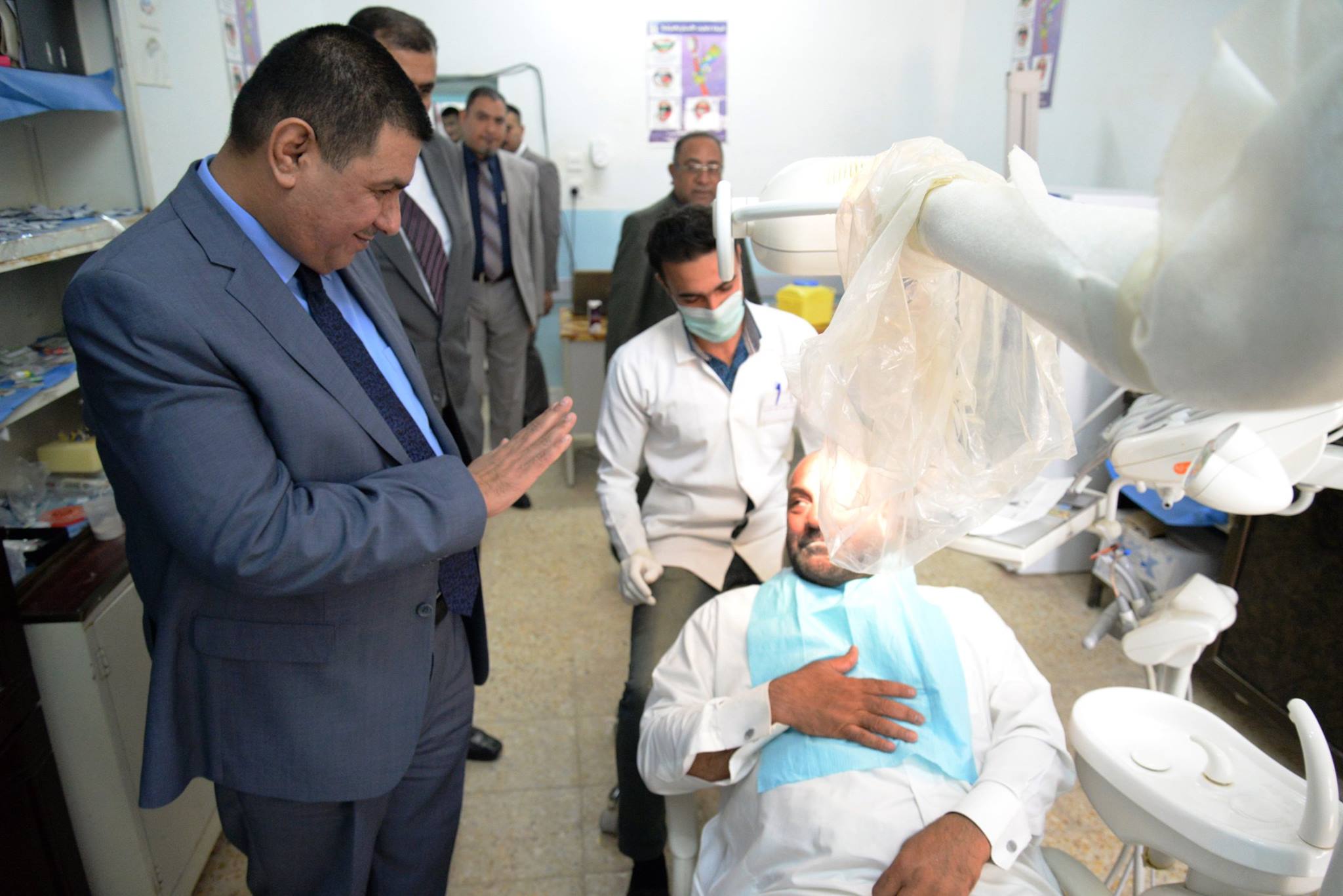 محافظ المثنى يزور المركز الصحي في قضاء السلمان للاطلاع على طبيعة الخدمات الطبية المقدمة للمواطنين