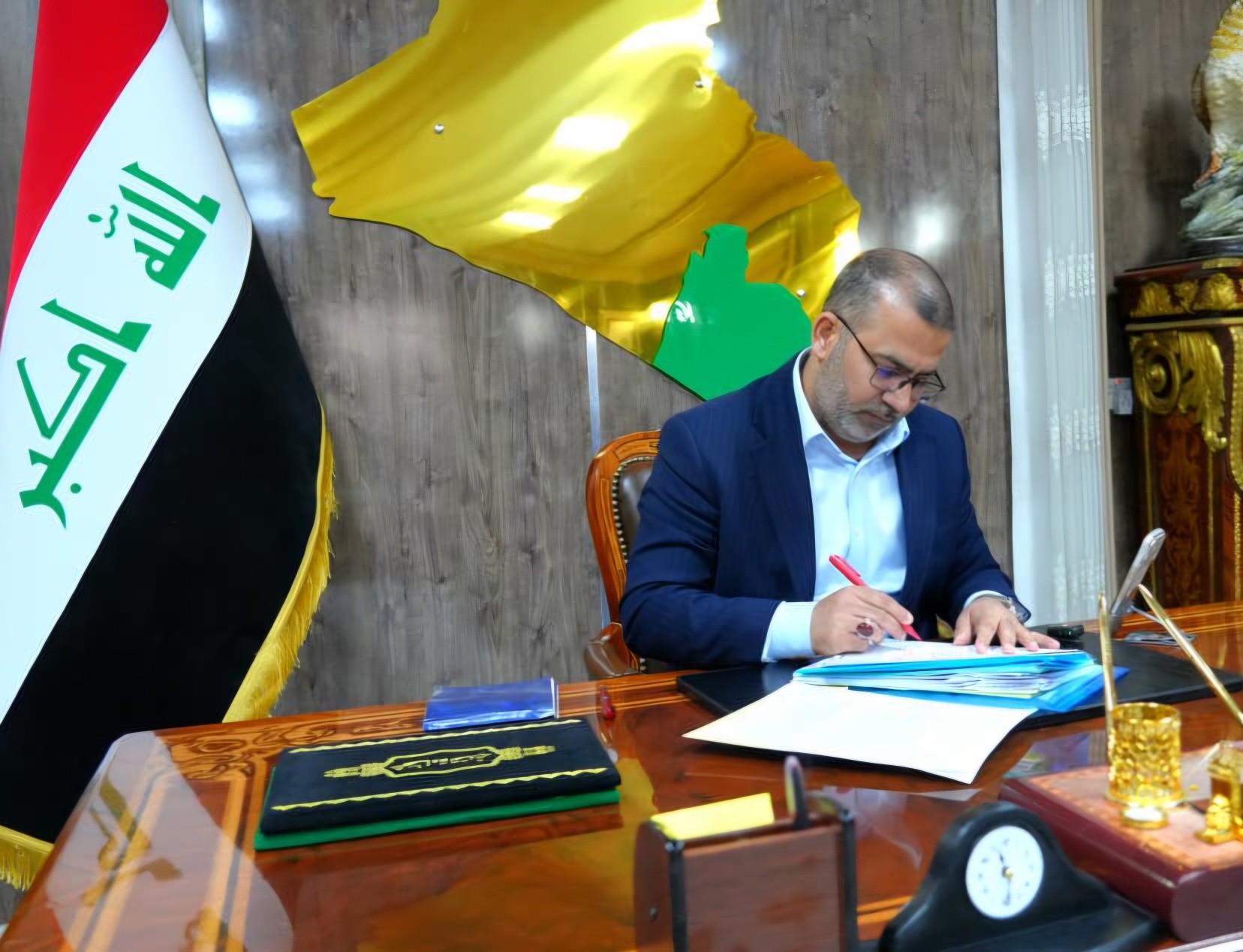 محافظ المثنى يعلن إحالة 6 مشاريع والإعلان عن 4 مشاريع جديدة